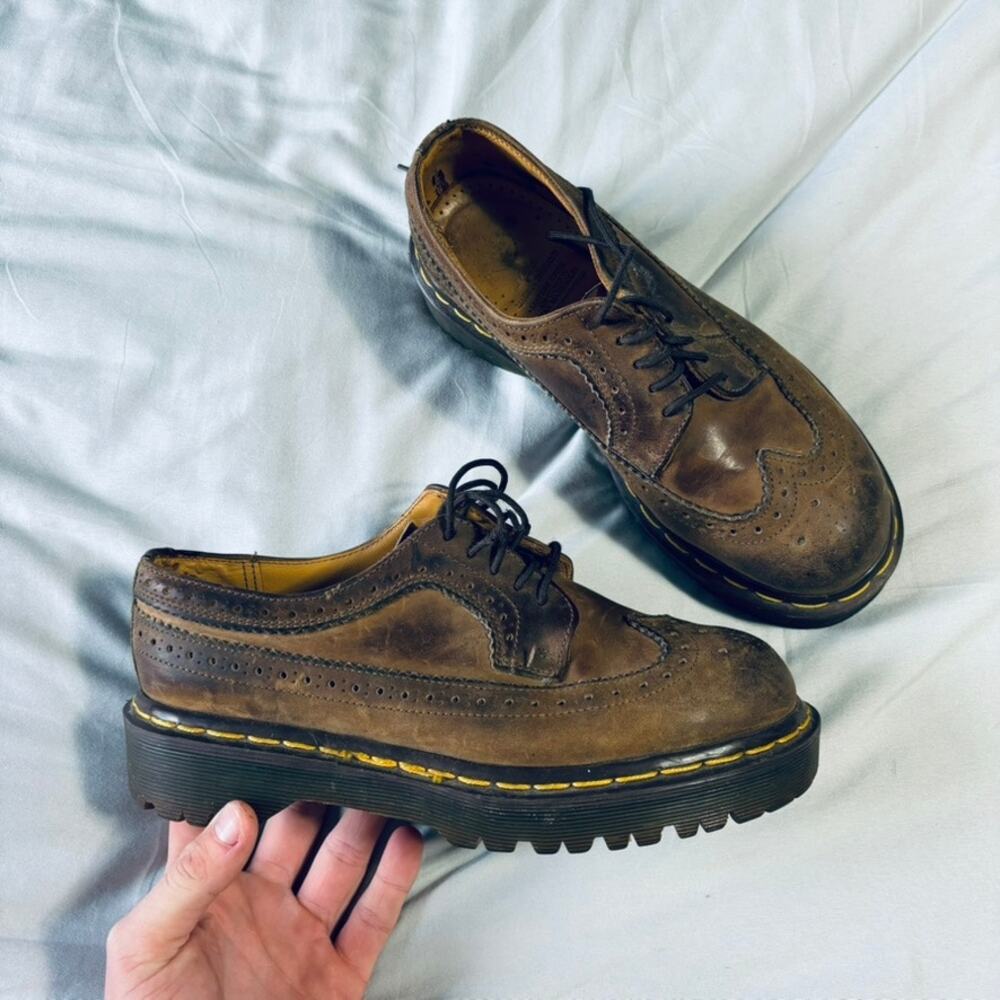 Dr. Martens 3989 Made In England Brown Leather Brogue Shoes Women’s Size 7